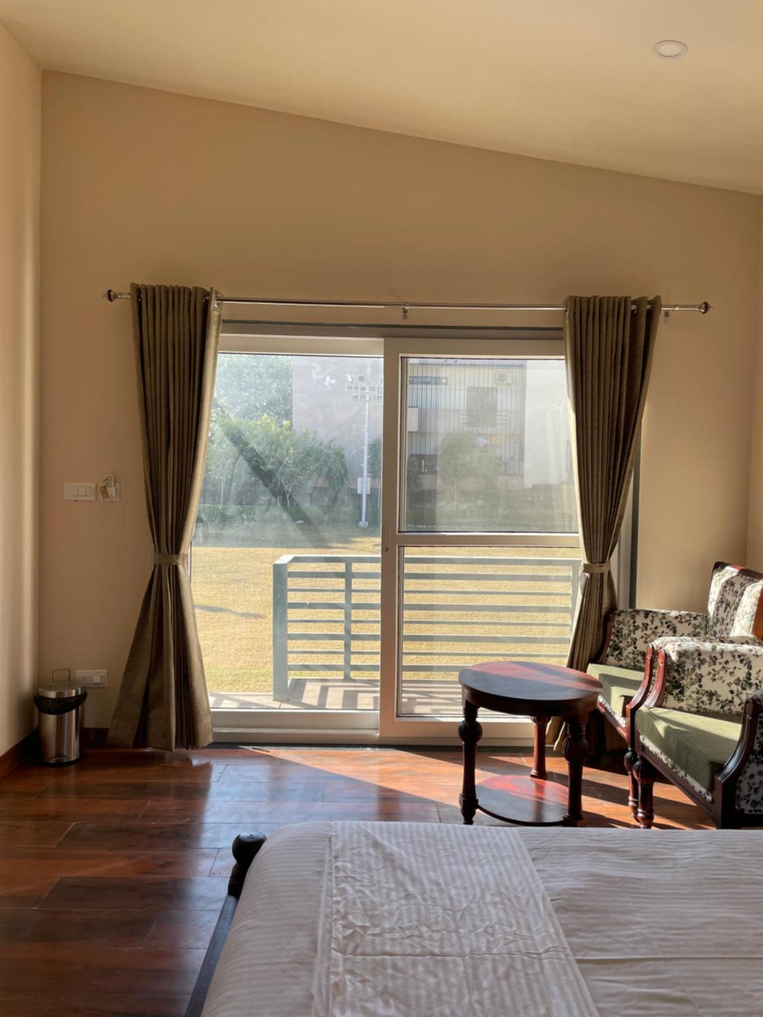 Vrindavan Greens Resort Удайпур Екстериор снимка